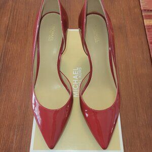 Michael Kors Red Patent Leather Low Heeled Pump in Size 9
